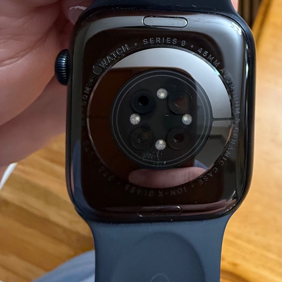 Apple Watch Series 9 45mm Midnight - Picture 8 of 8